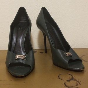 Gucci size 38 open toe heels